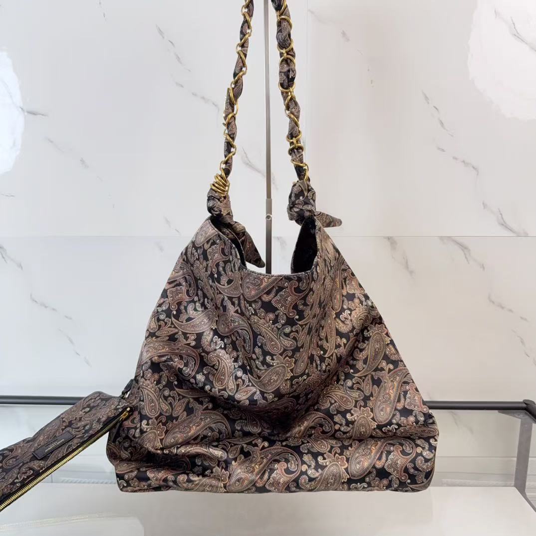 Saint Laurent サンローラン アマリア（シルクツイル）