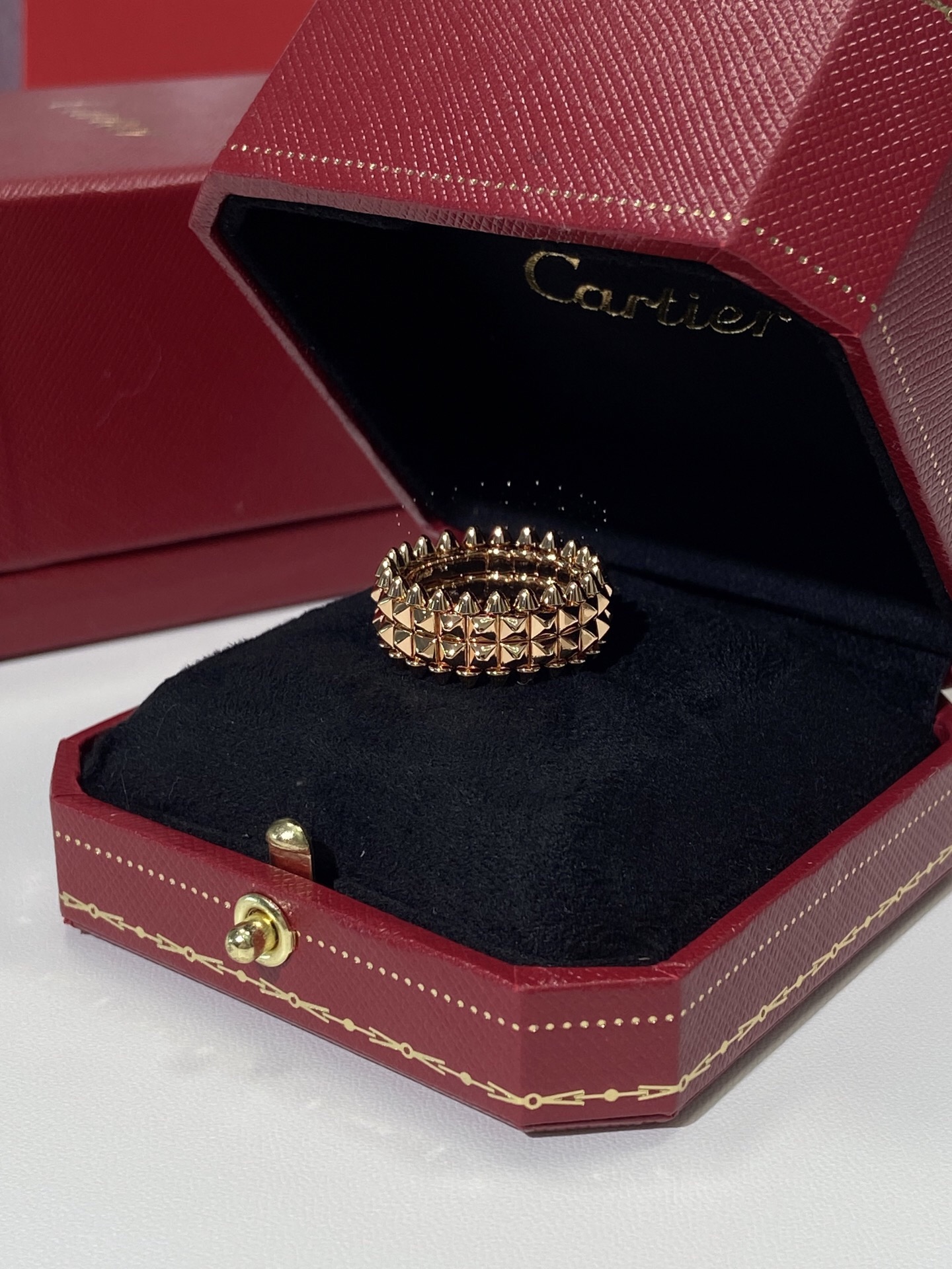 Clash de Cartier ring, double row クラッシュ ドゥ カルティエ リング、ダブル