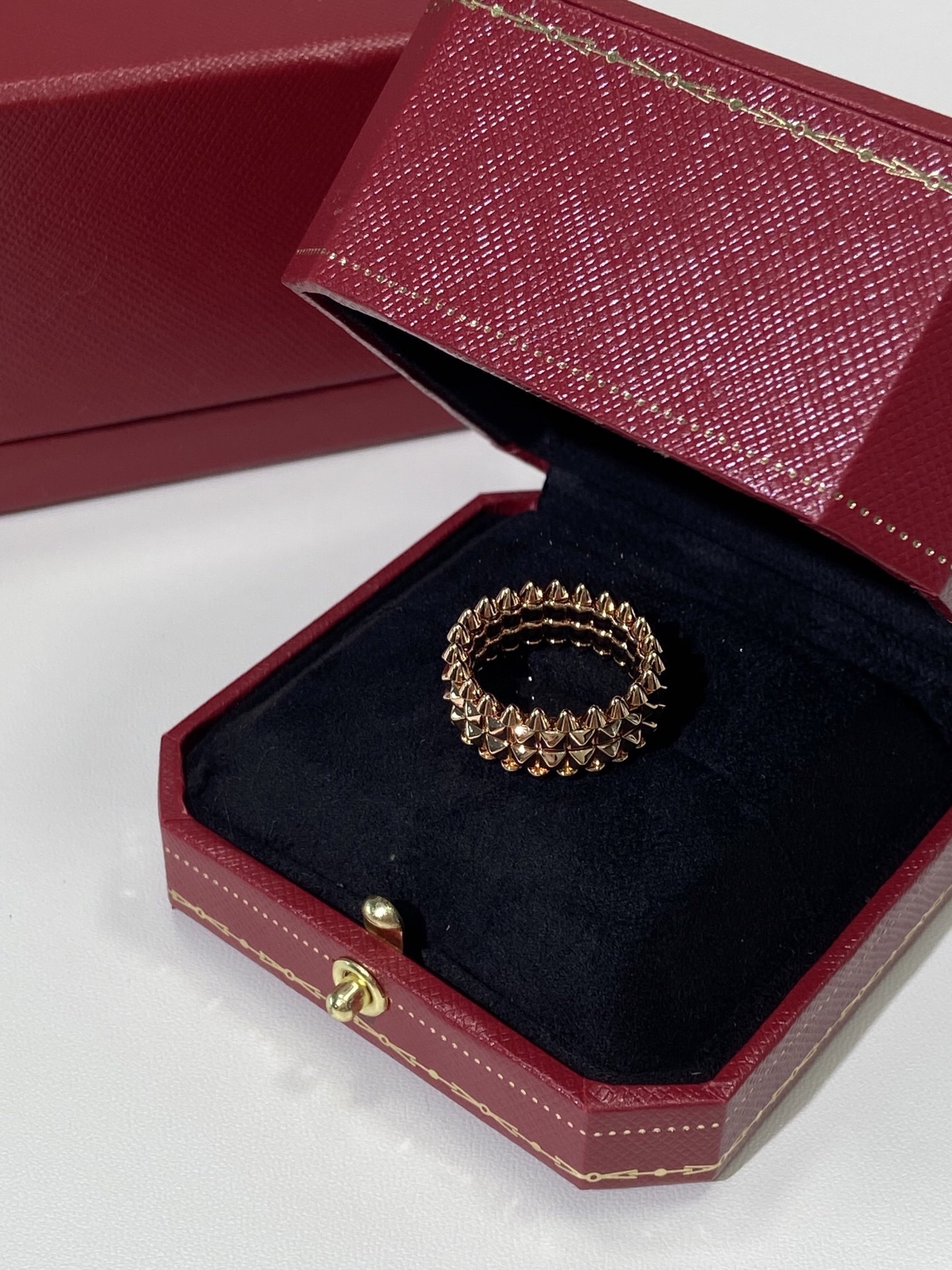 Clash de Cartier ring, double row クラッシュ ドゥ カルティエ リング、ダブル