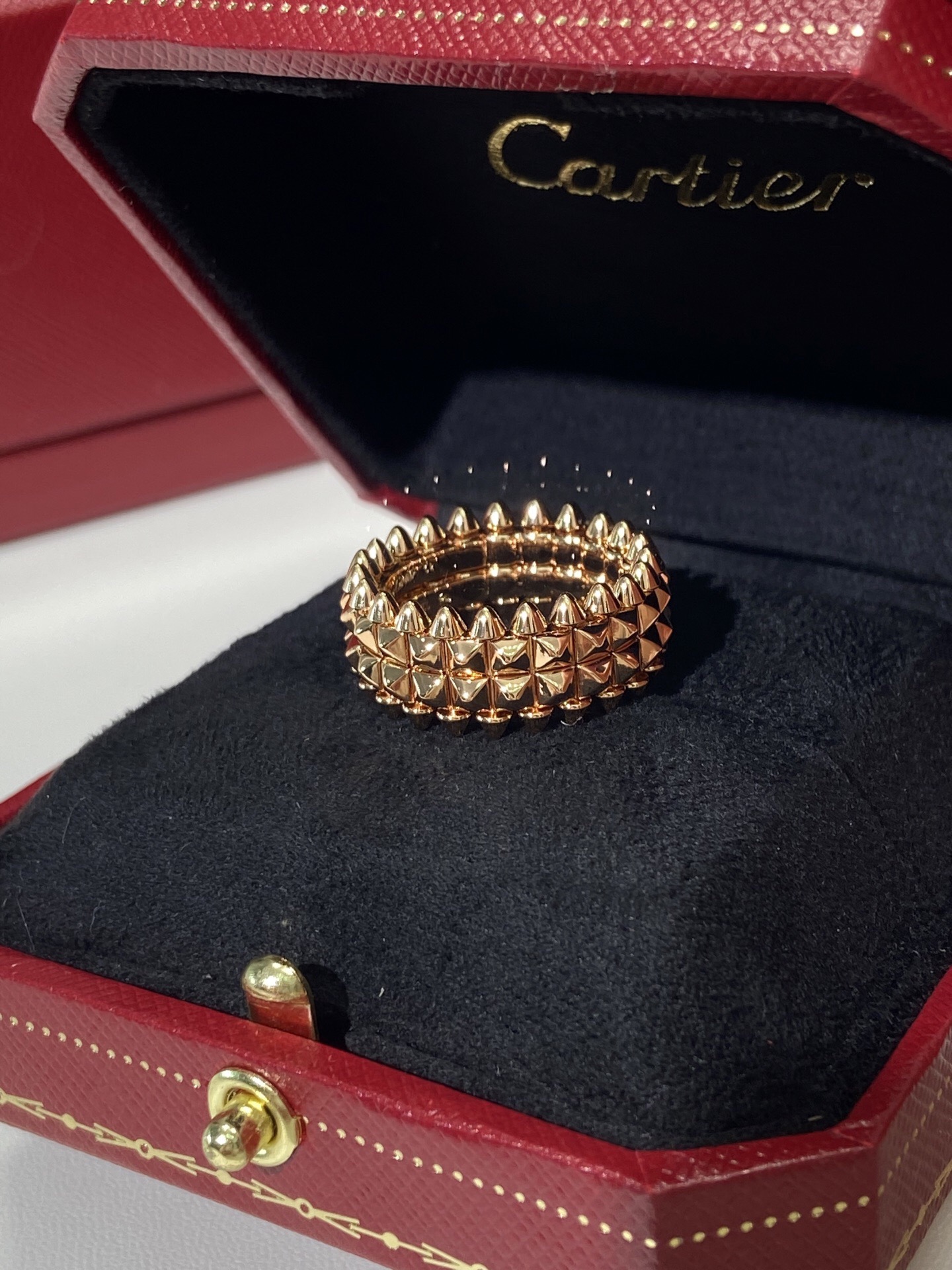 Clash de Cartier ring, double row クラッシュ ドゥ カルティエ リング、ダブル
