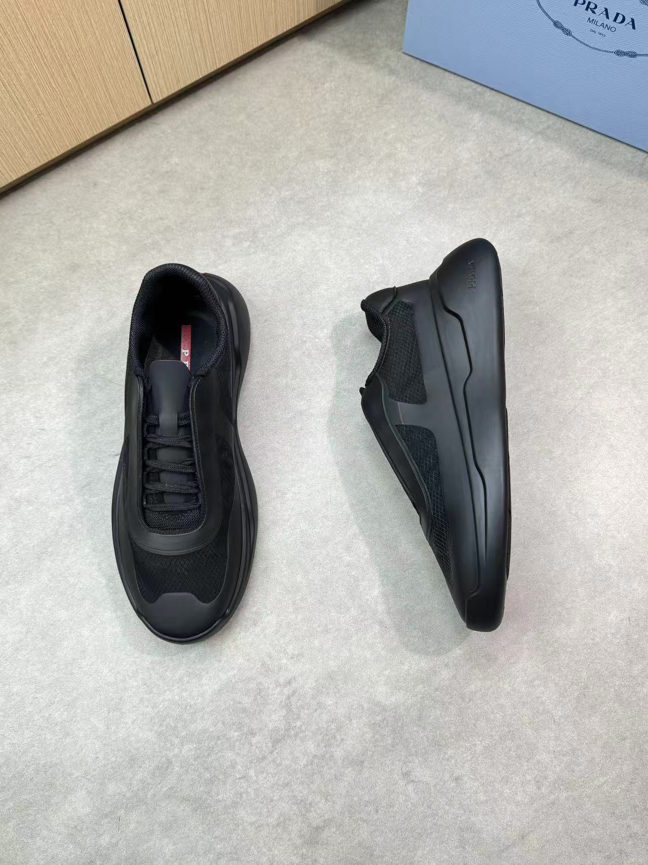 Prada アメリカズカップ Re-Nylon xバイクファブリック スニーカー