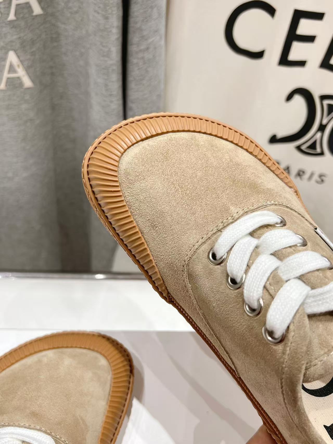 Loewe テラバルカ レースアップスニーカー（スエード）