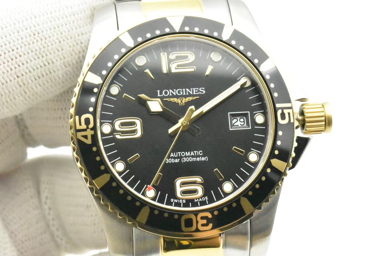 LONGINES  ロンジン  ハイドロコンクエスト, L3.742.3.56.7, 自動巻 ウォッチ, Ø 41.00 mm, ステンレススティール＆イエロー PVD.