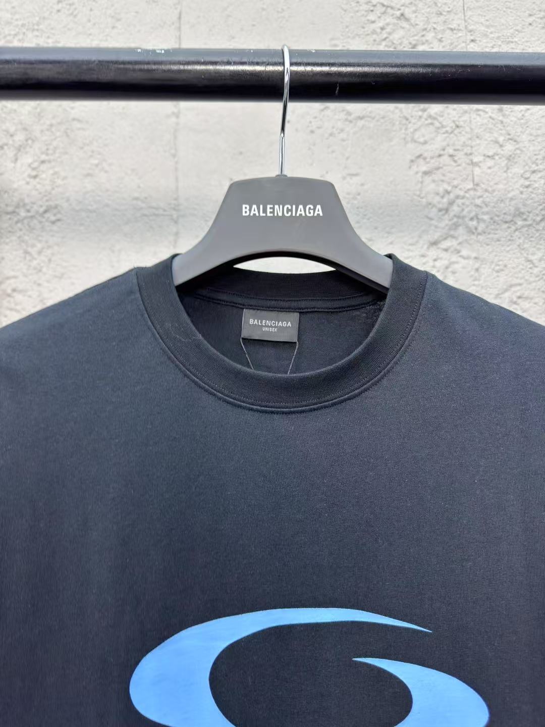 Balenciaga ブラック の メンズ LOOP SPORTS ICON Tシャツ ミディアムフィット