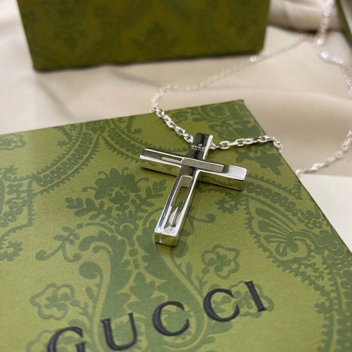 GUCCI ネックレス シルバー ユニセックス