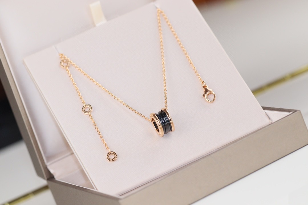 ビー・ゼロワン ネックレス