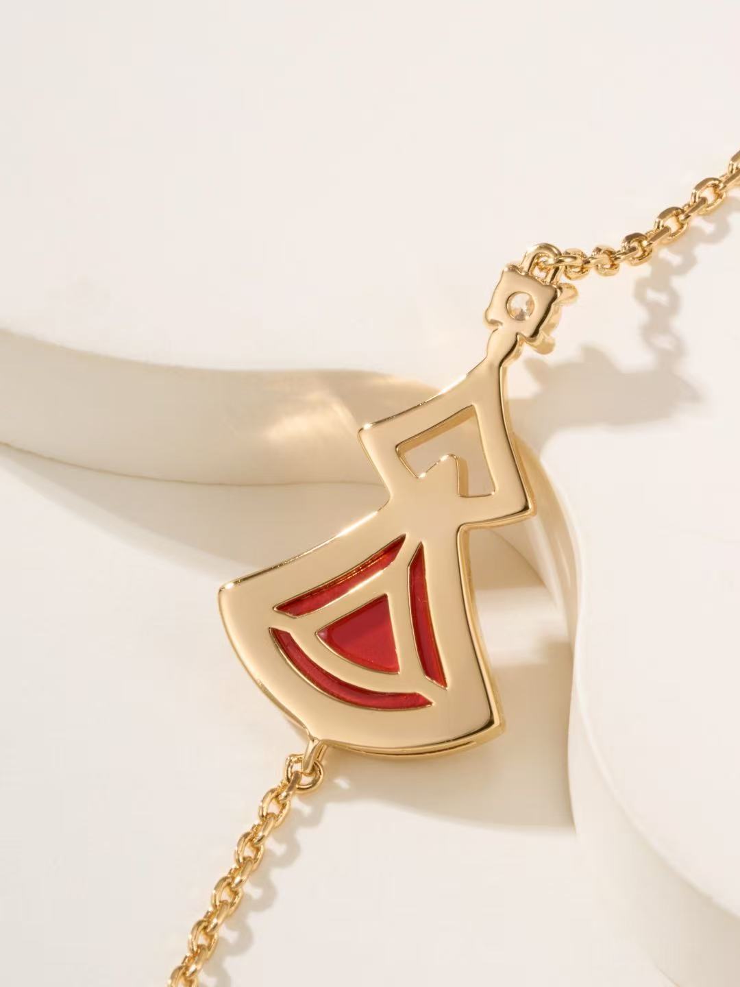 Bvlgari ディーヴァ ドリーム ブレスレット