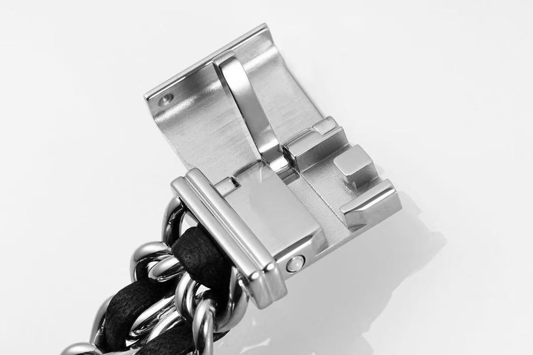 CHANEL プルミエール アイコニック チェーン