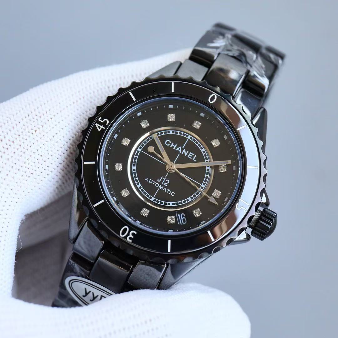 CHANEL J12 キャリバー12.2, 33mm