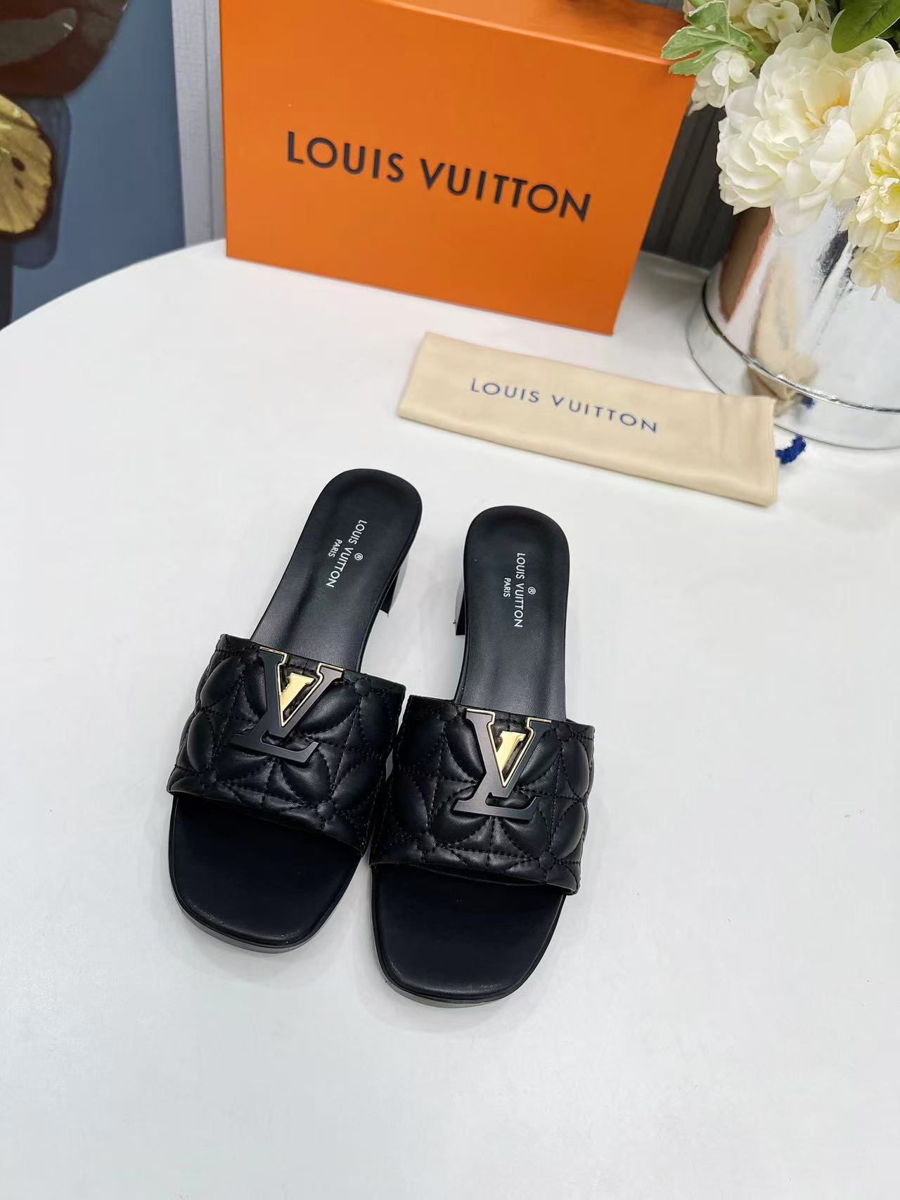 Louis vuitton マレ ミュール