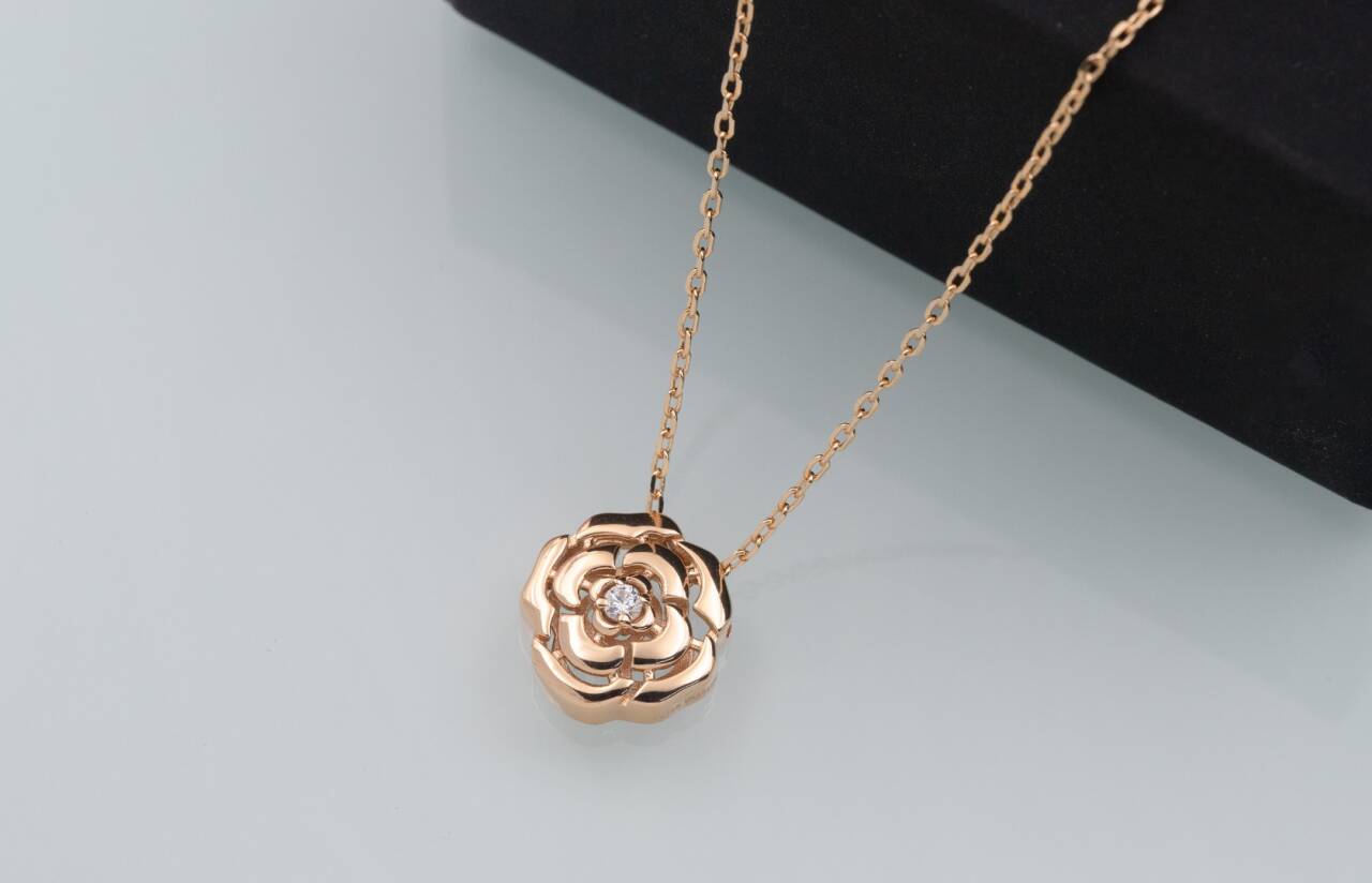 カメリア コレクション ネックレス 18Kピンクゴールド、ダイヤモンド