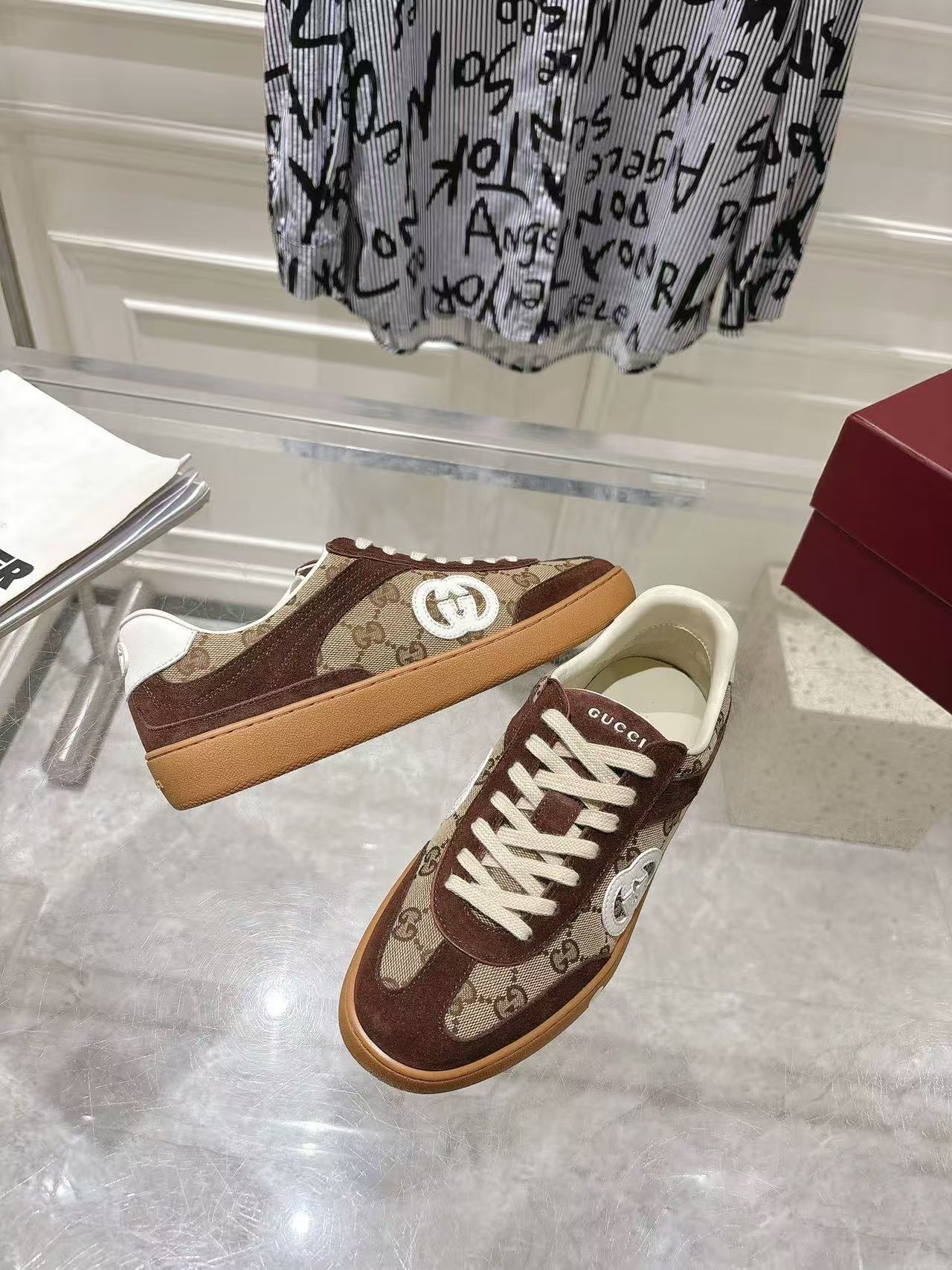 GUCCI メンズ G75 スニーカー