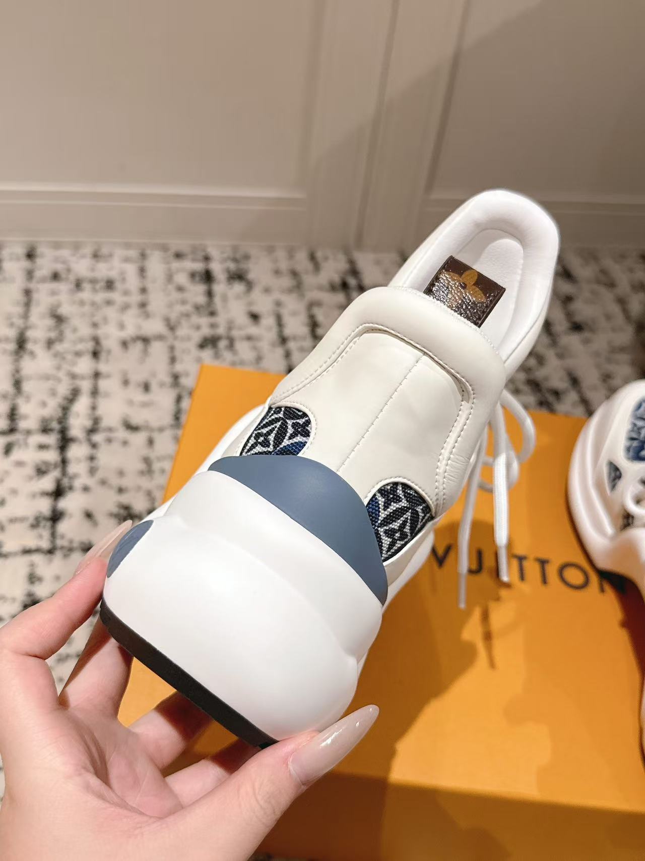 Louis vuitton アークライト スニーカー