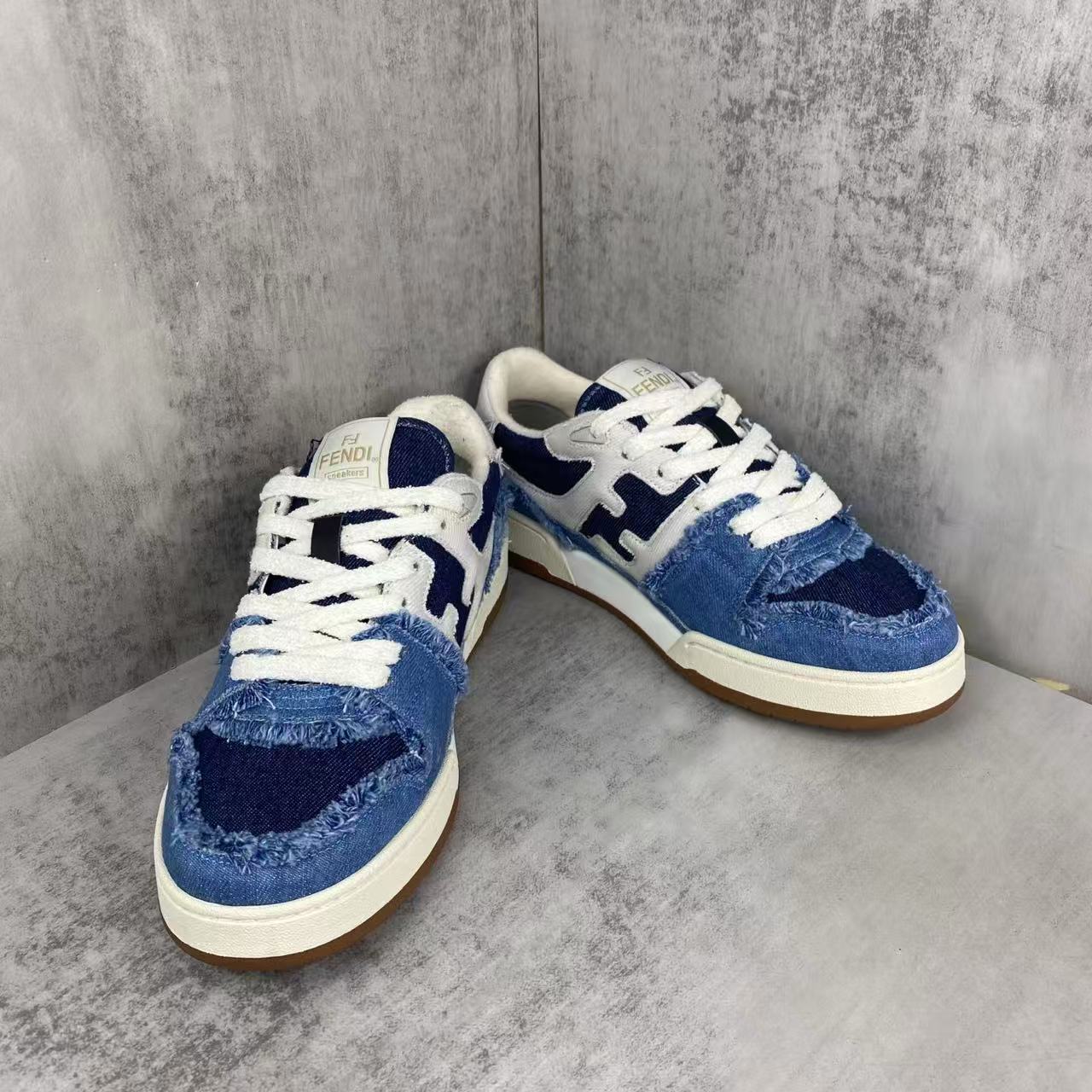 Fendi フェンディ マッチ ブルーデニム ロートップ