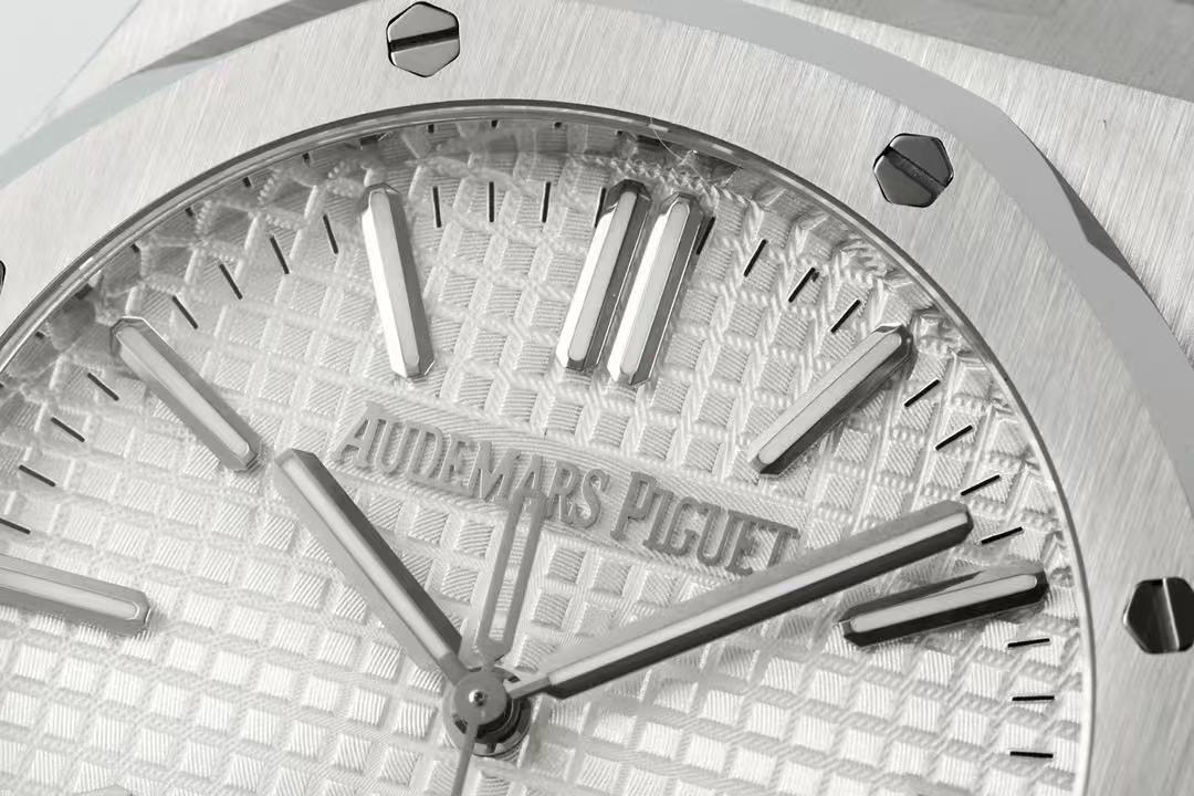 Audemars Piguet  オーデマピゲ  ロイヤル オーク オートマティック