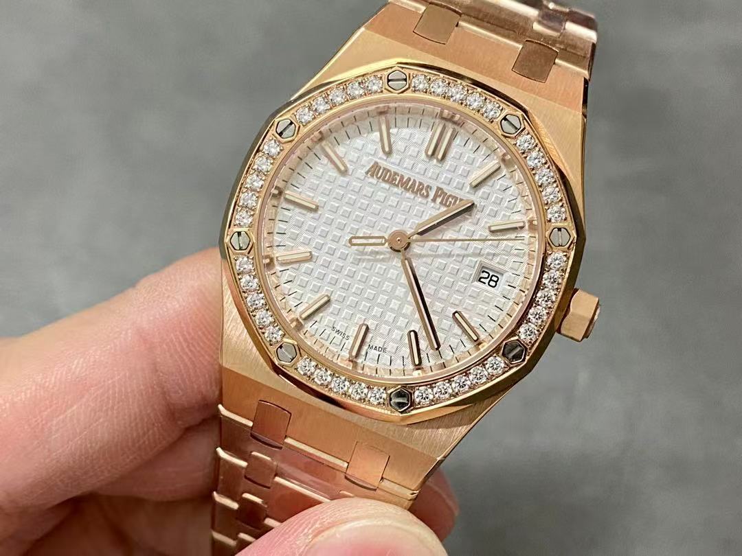 Audemars Piguet  オーデマピゲ  ロイヤル オーク オートマティック