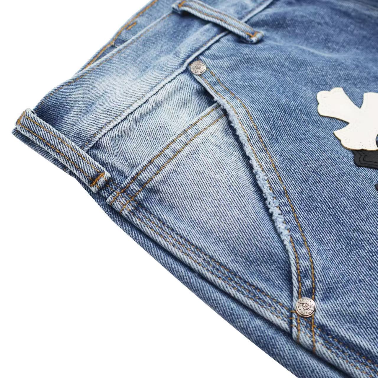 CHROME HEARTS　デニムパンツ