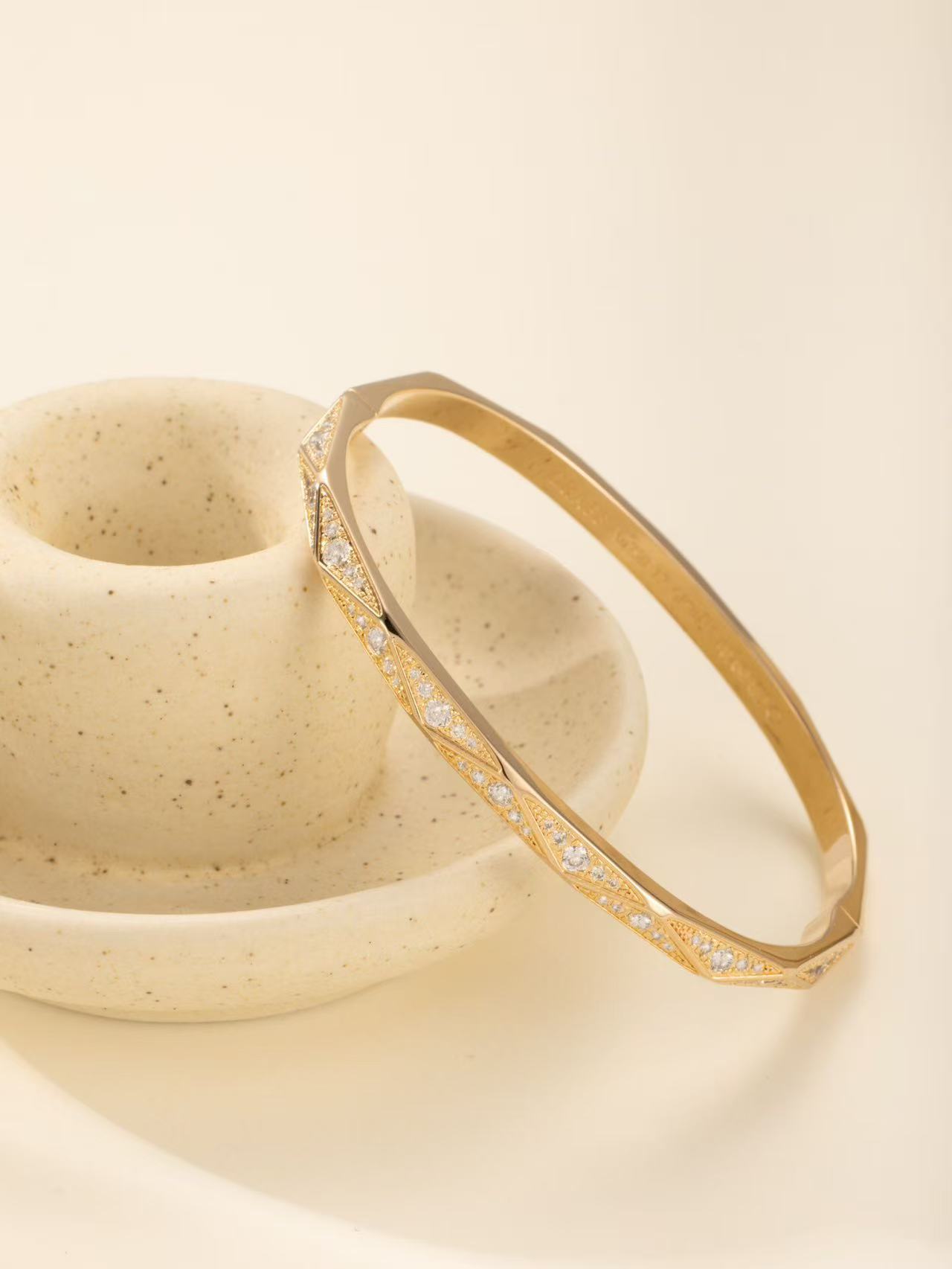 Graff ローレンス グラフ シグネチャー パヴェダイヤモンド バングル