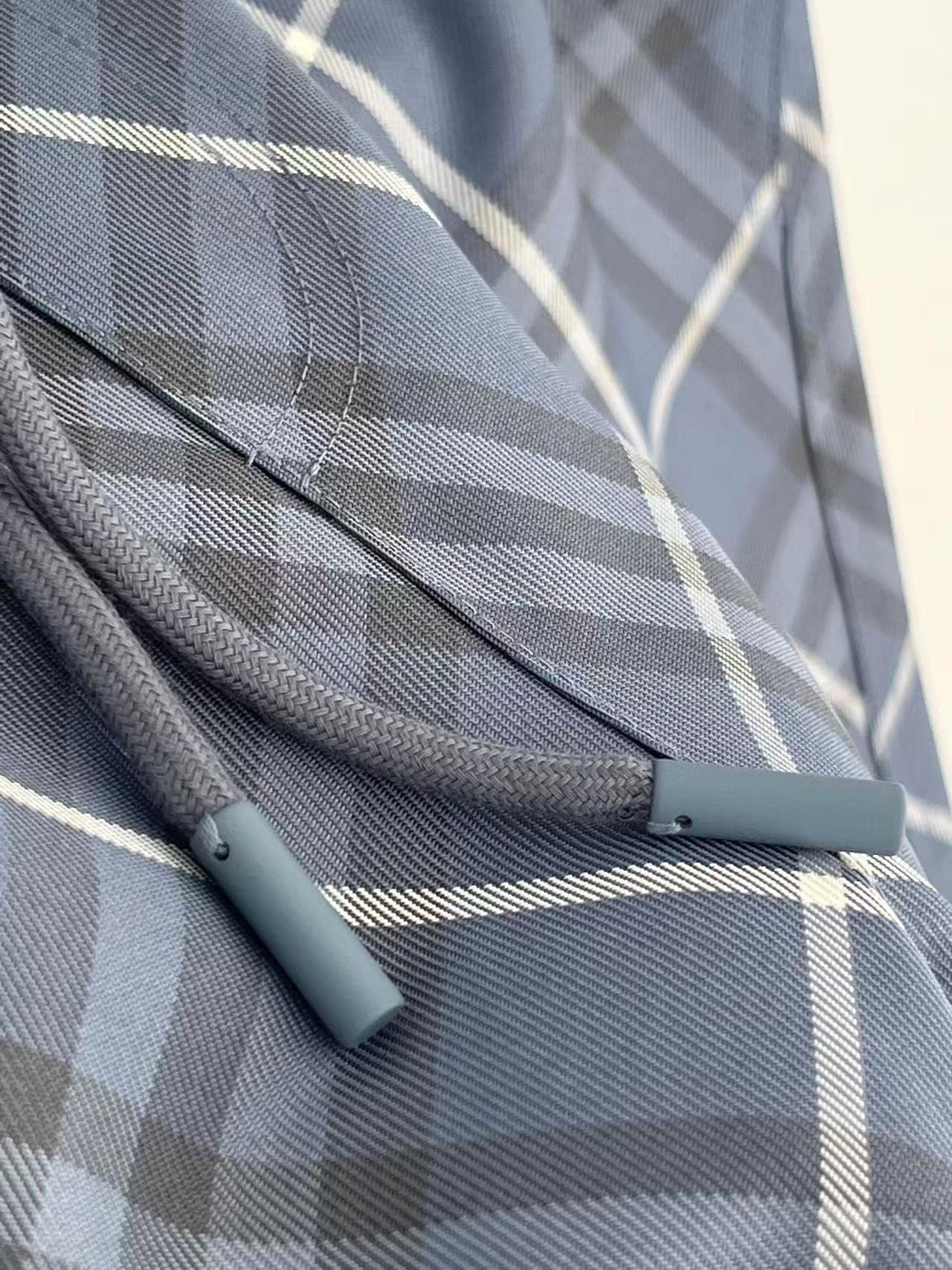 Burberry チェック スイムショーツ