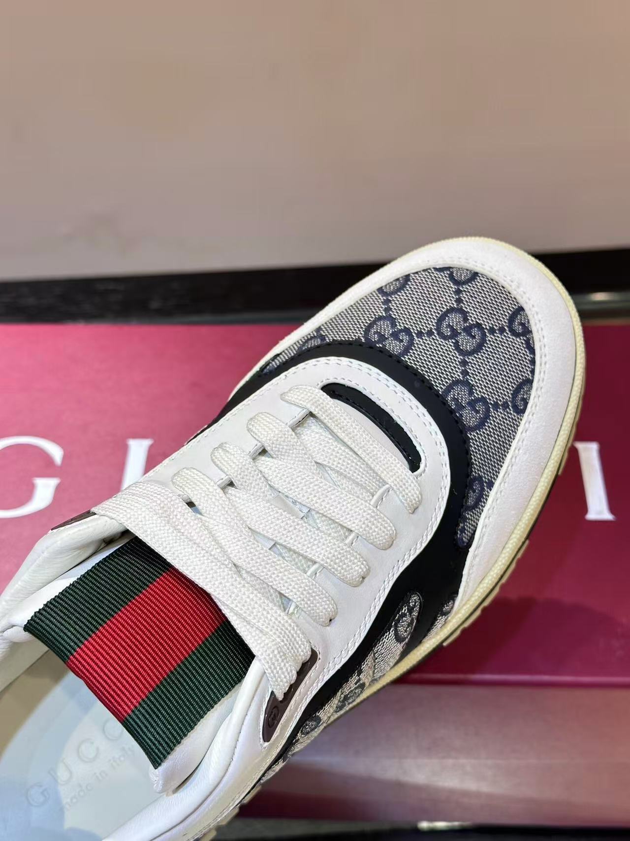 GUCCI 〔グッチ リウェブ〕メンズ スニーカー