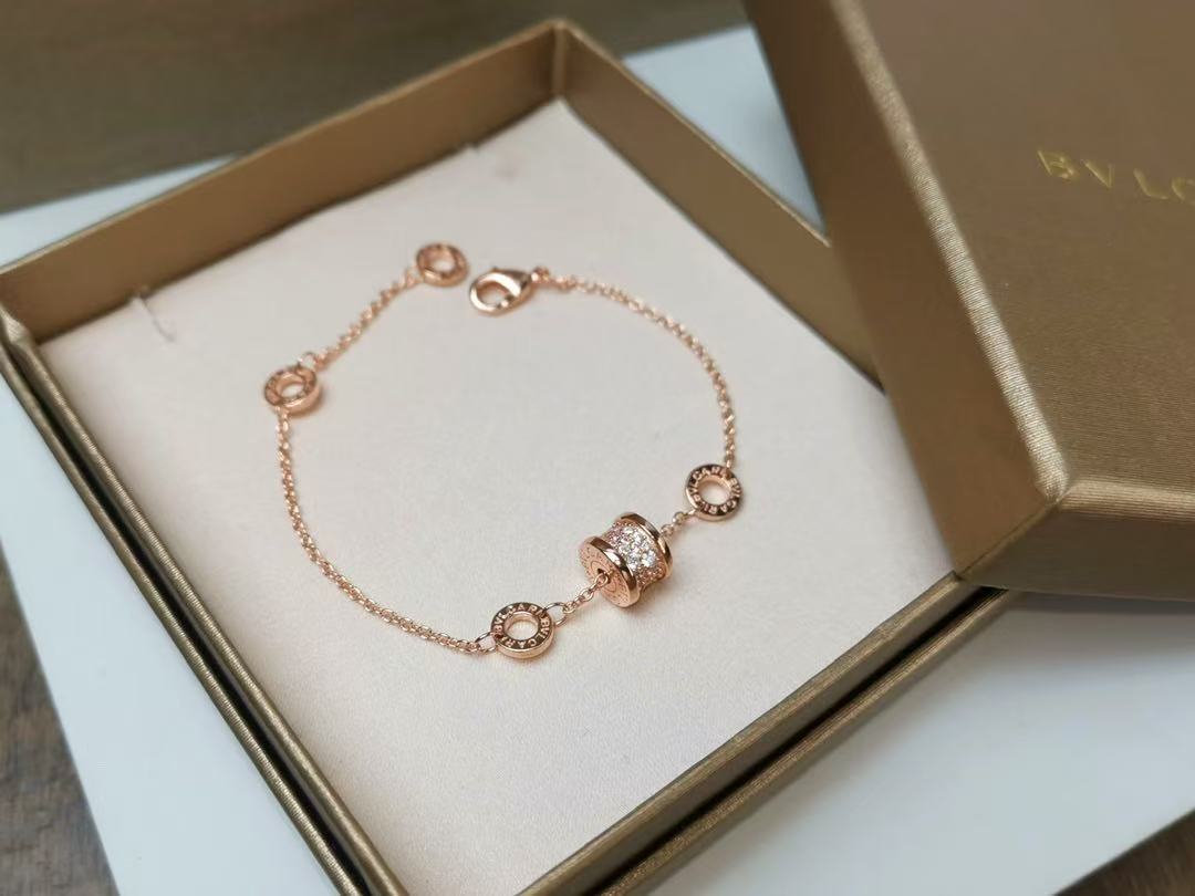 Bvlgari ビー・ゼロワン ブレスレット