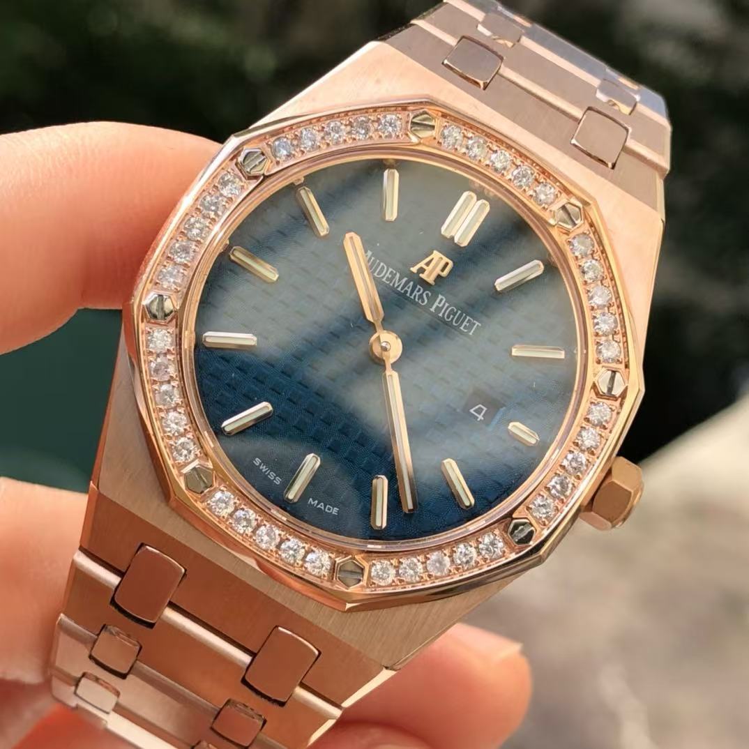 Audemars Piguet  オーデマピゲ  ロイヤル オーク オートマティック