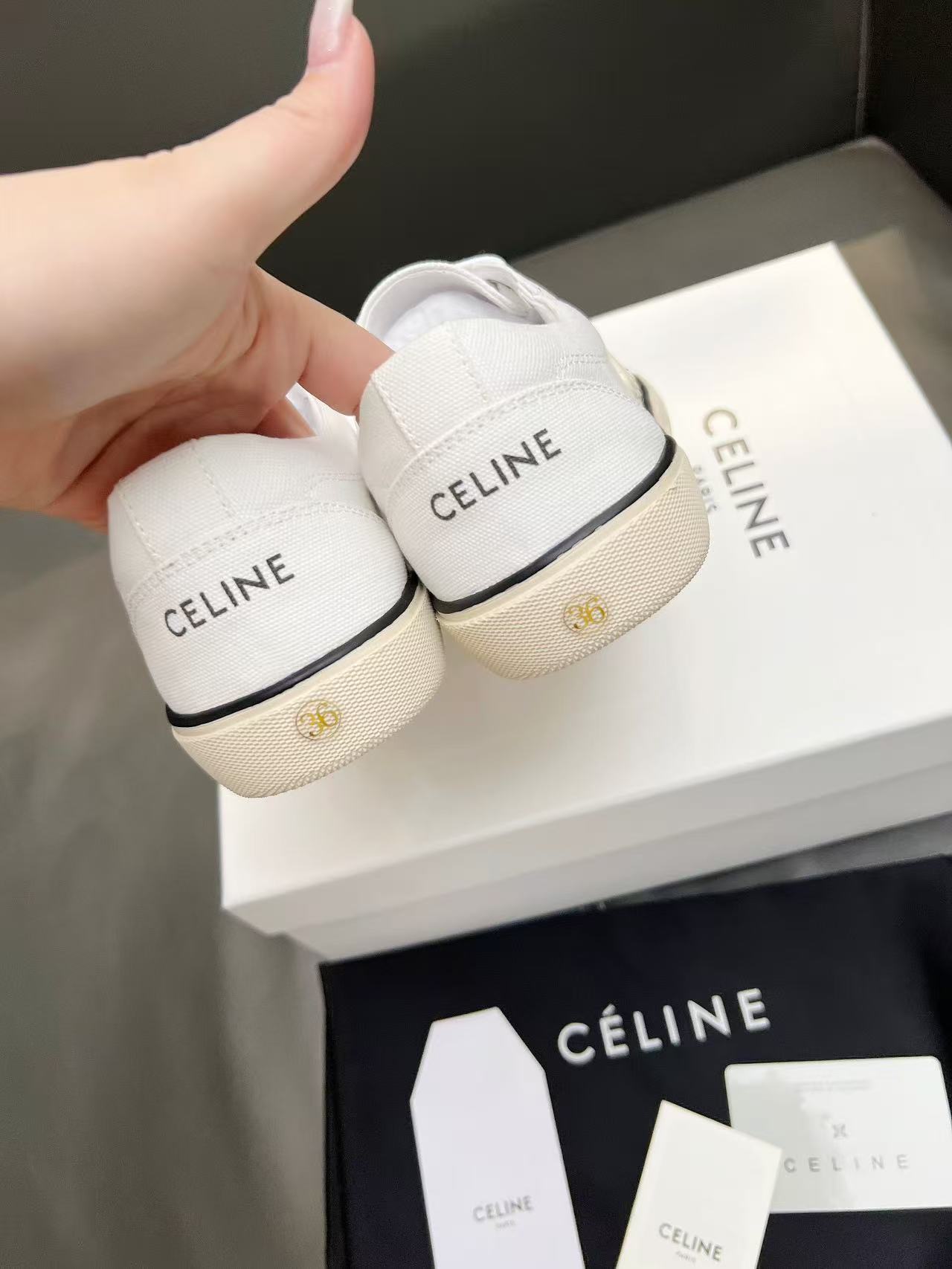 CELINE アラン トリオンフ スニーカー / キャンバス