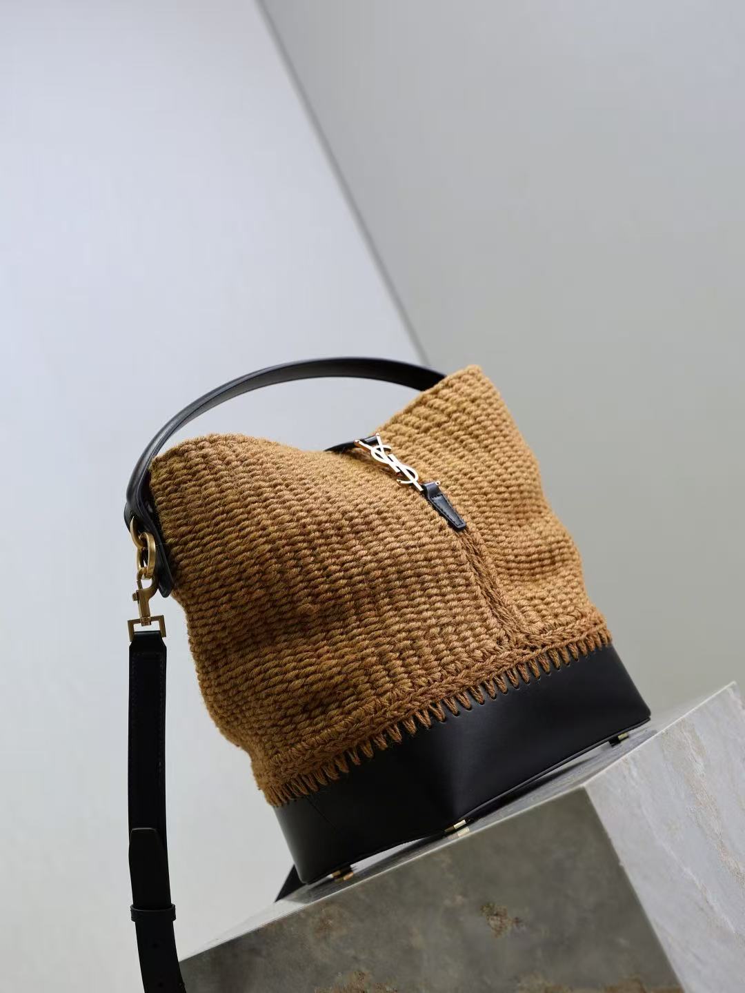 Saint Laurent サンローラン  LE 37 （ロープ/レザー）