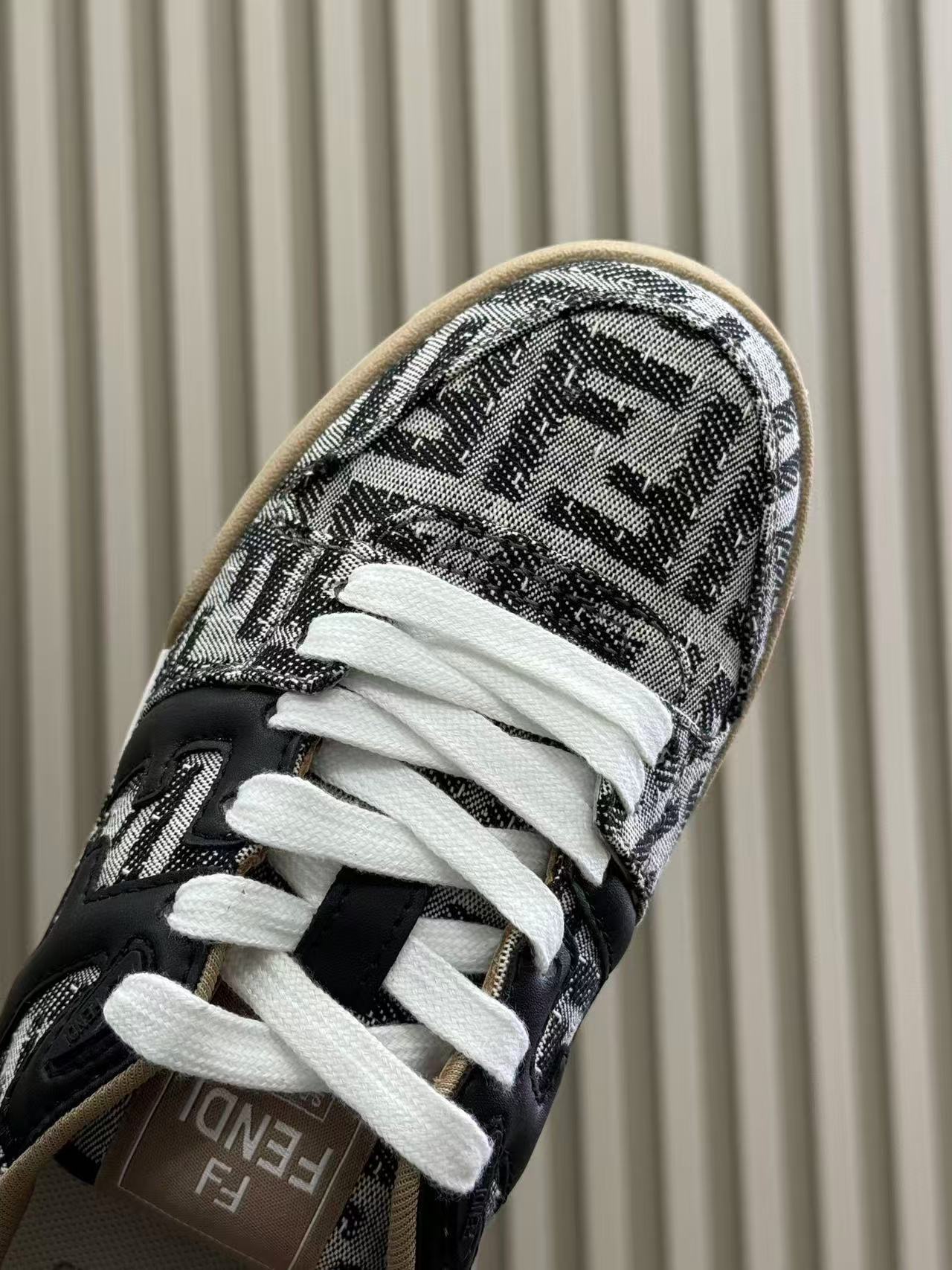 Fendi フェンディ マッチ スニーカー