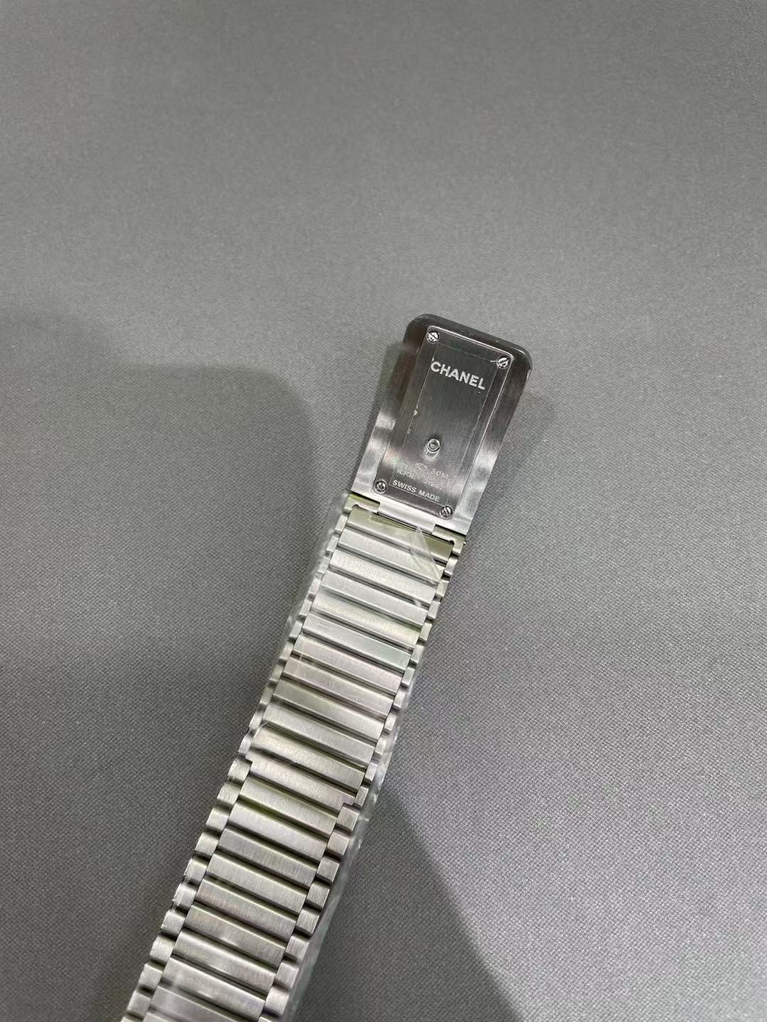 CHANEL コード ココ