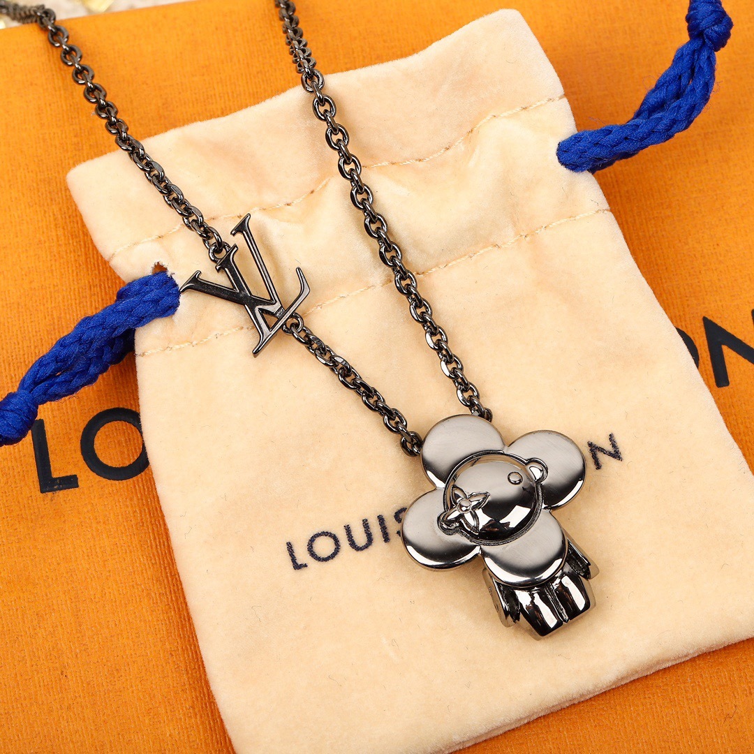 M00831 ペンダント･ヴィヴィエンヌ