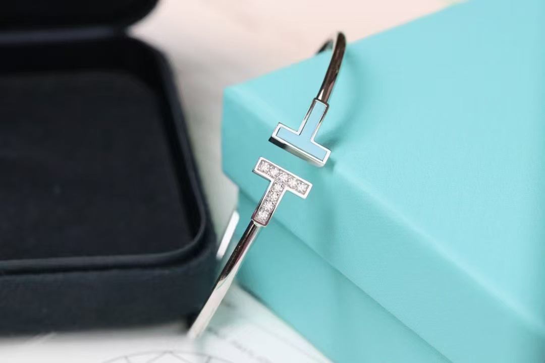 Tiffany ダイヤモンド ＆ ターコイズ ワイヤー ブレスレット ホワイトゴールド