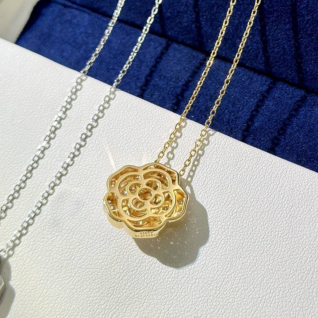 カメリア コレクション ネックレス 18Kイエローゴールド、ダイヤモンド