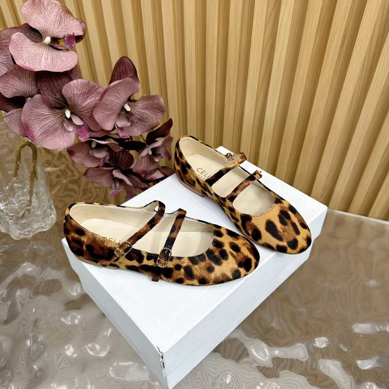 LES BALLERINES CELINE ダブルストラップ バレリーナ / レオパードプリント ヘアリーカーフスキン