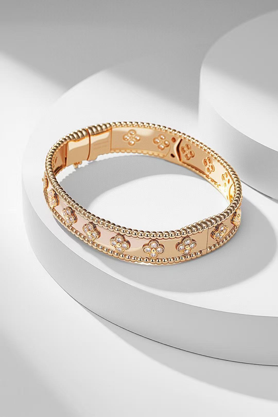 ペルレ クローバー ブレスレット、ミディアムモデル