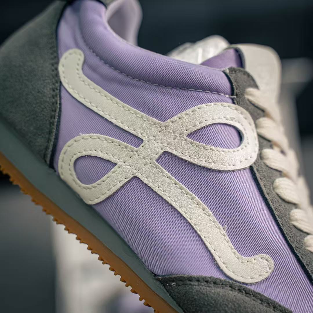 Loewe バレエランナー 2.0（ナイロン&カーフ）