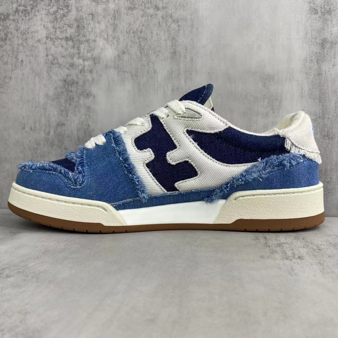Fendi フェンディ マッチ ブルーデニム ロートップ