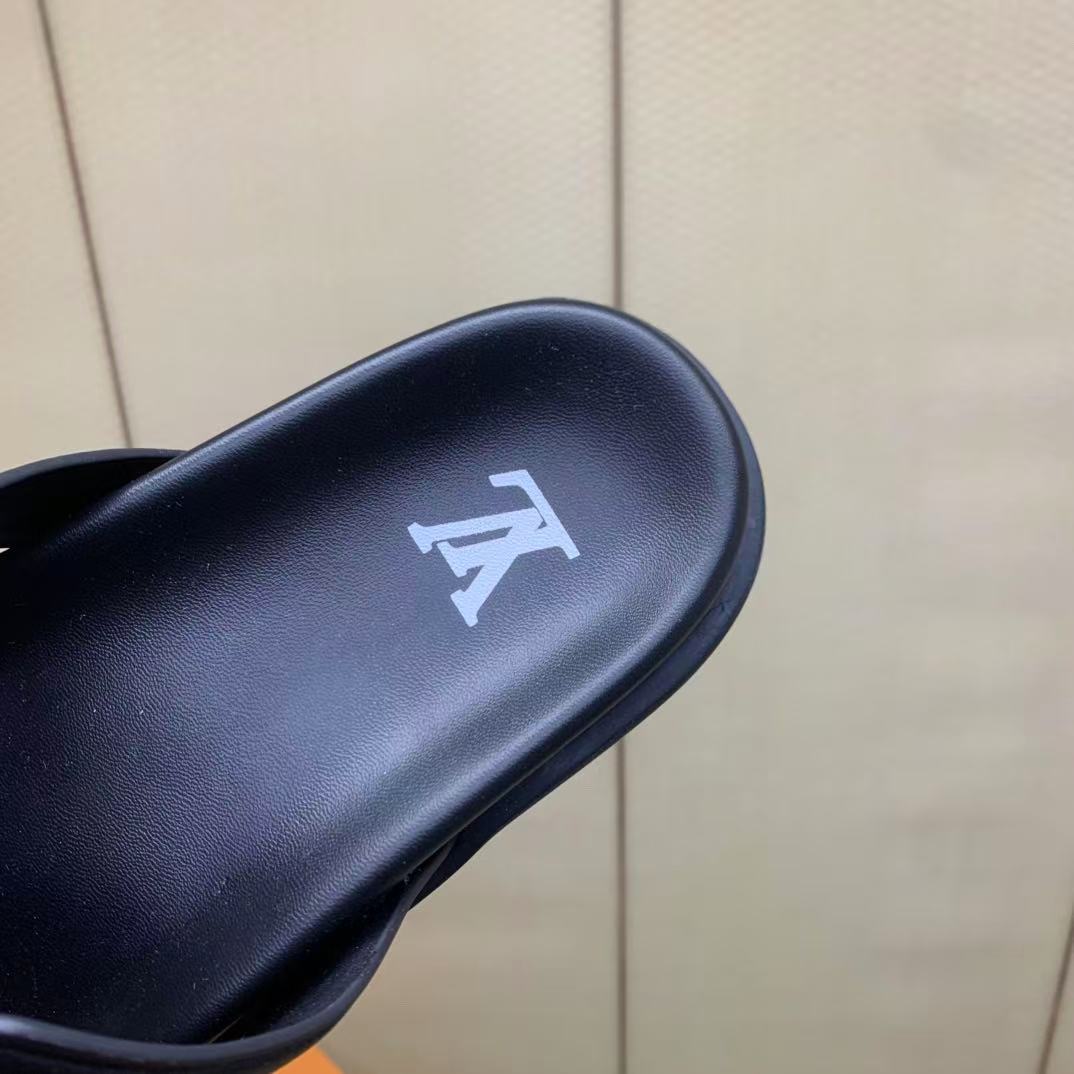 Louis vuitton オアシス ミュール