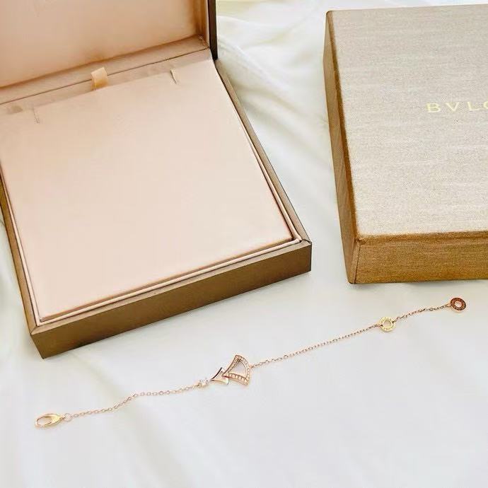 Bvlgari ディーヴァ ドリーム ブレスレット