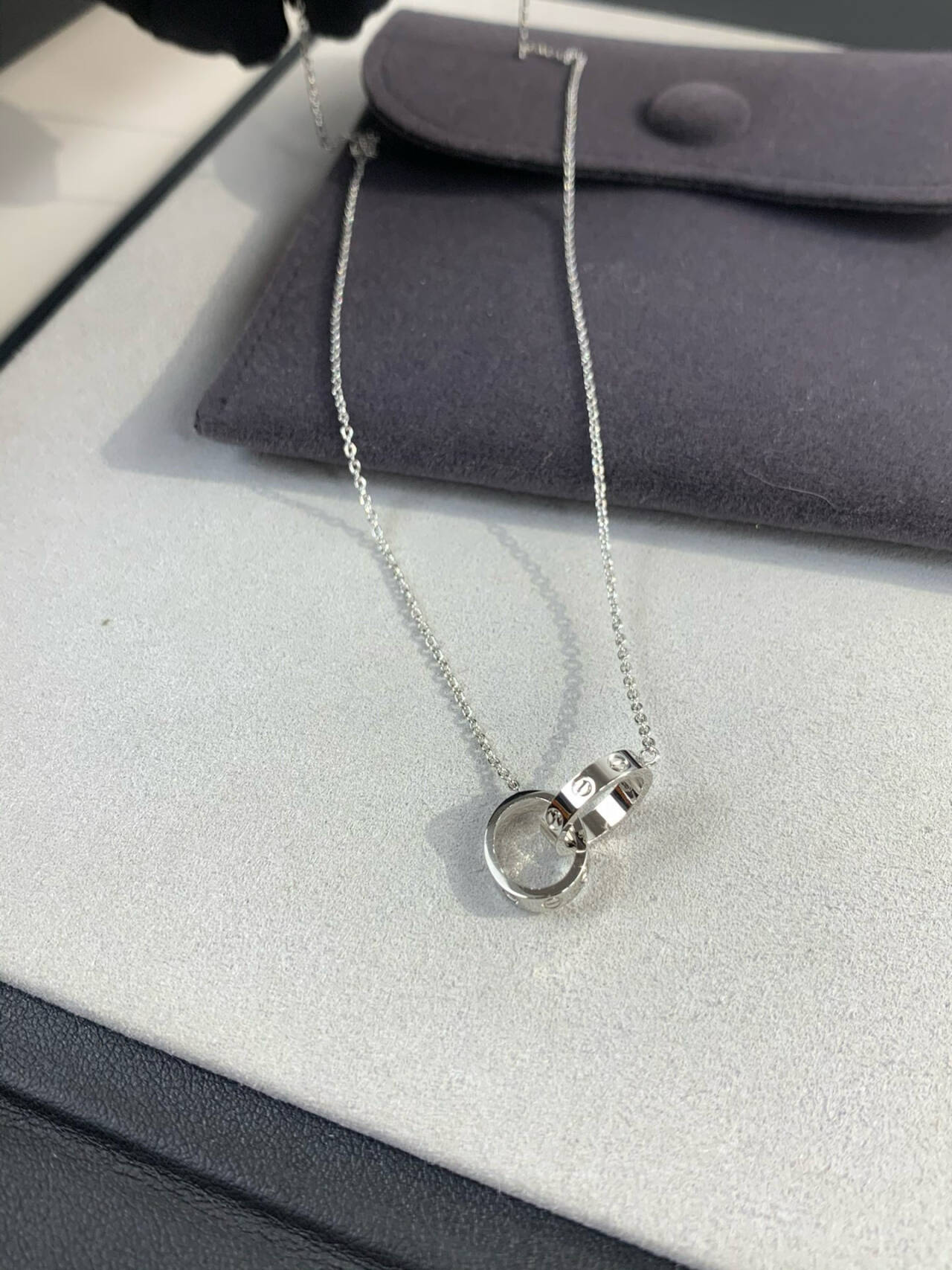 Love ネックレス