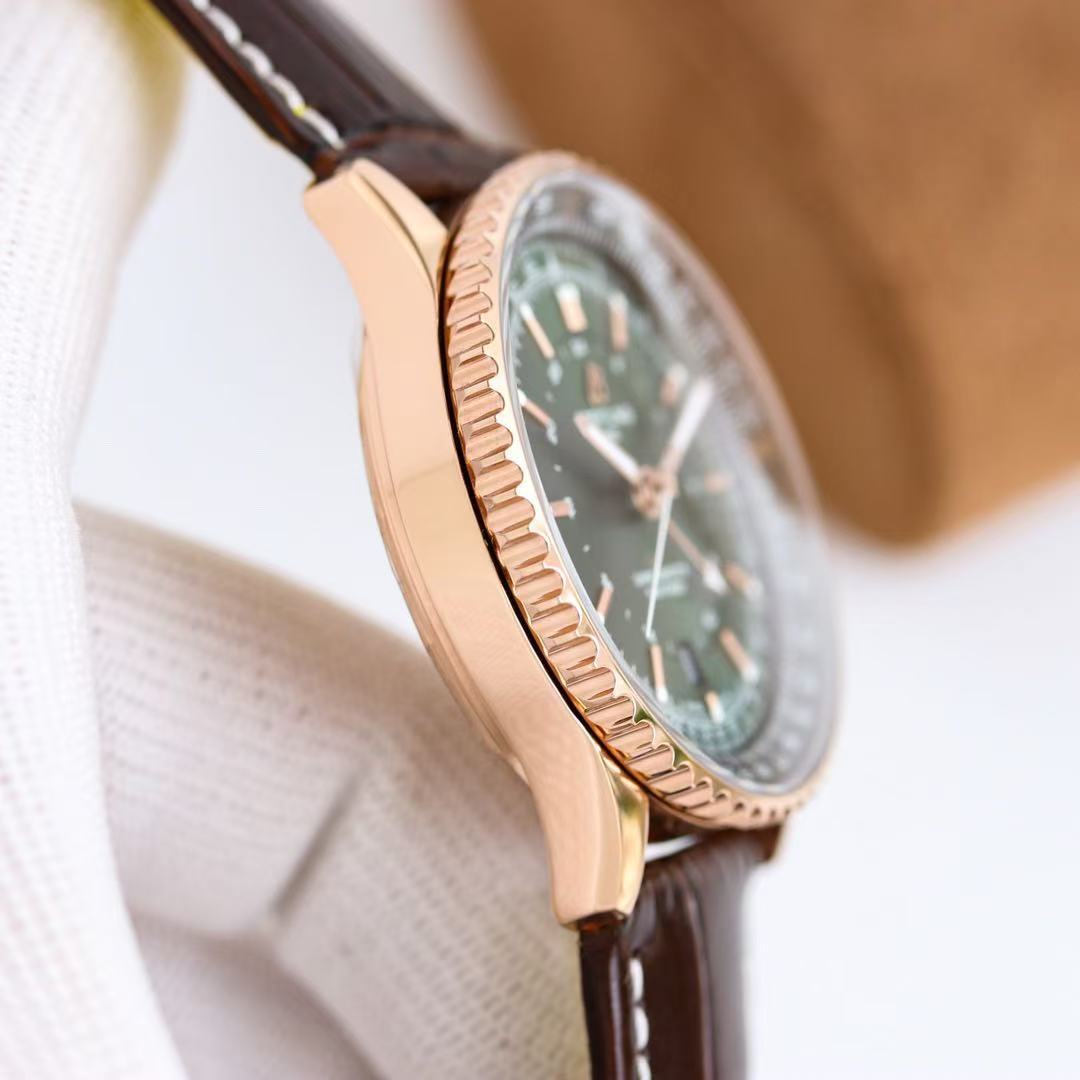 BREITLING  ブライトリング  ナビタイマー オートマチック GMT 41