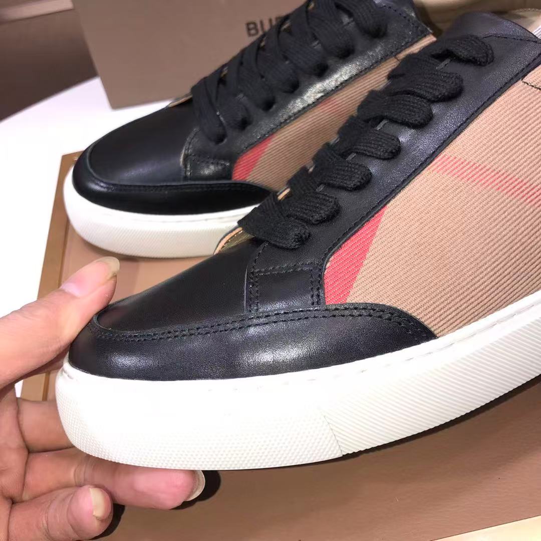 Burberry ハウスチェック＆レザー スニーカー