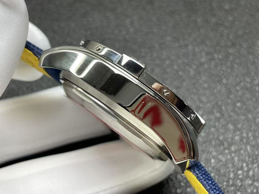 Breitling ブライトリング スーパー アベンジャー B01 クロノグラフ 46