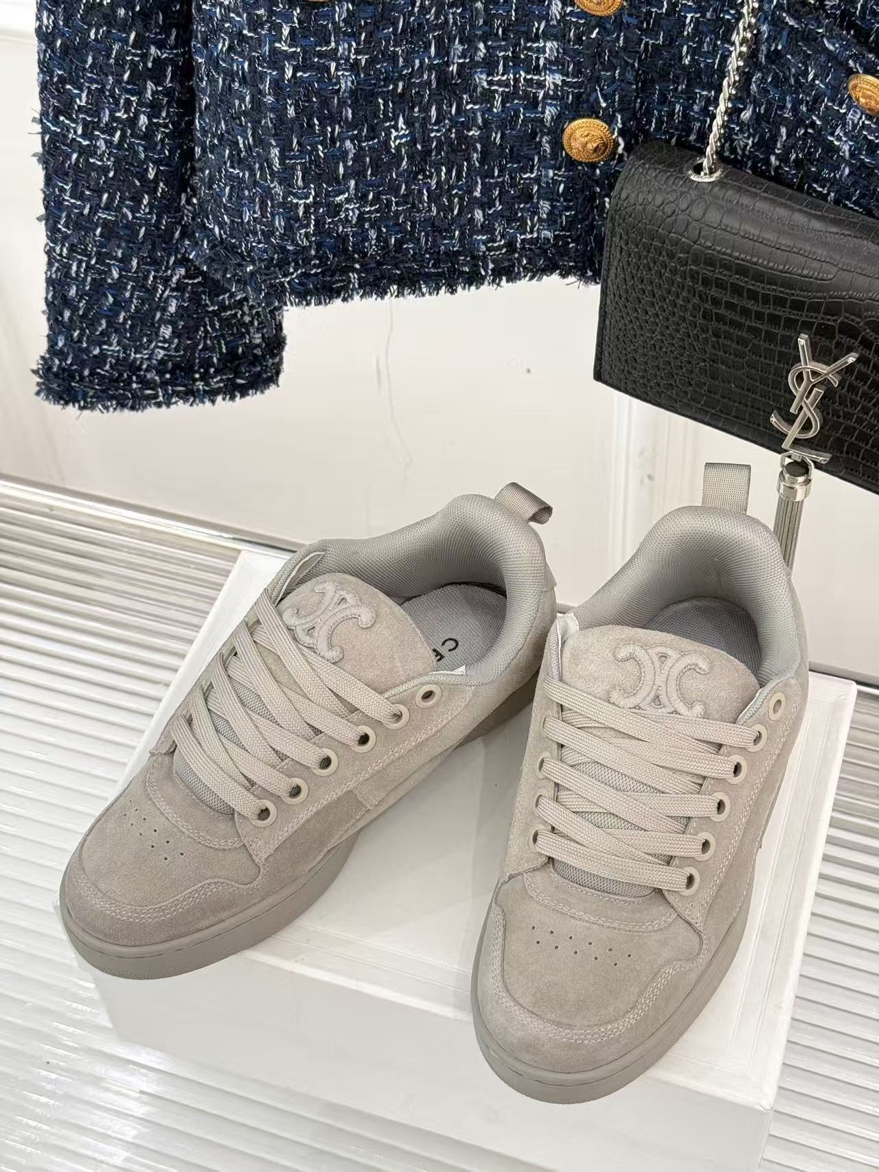 CELINE ハンティントン レースアップ ロースニーカー / スエードカーフスキン & メッシュ