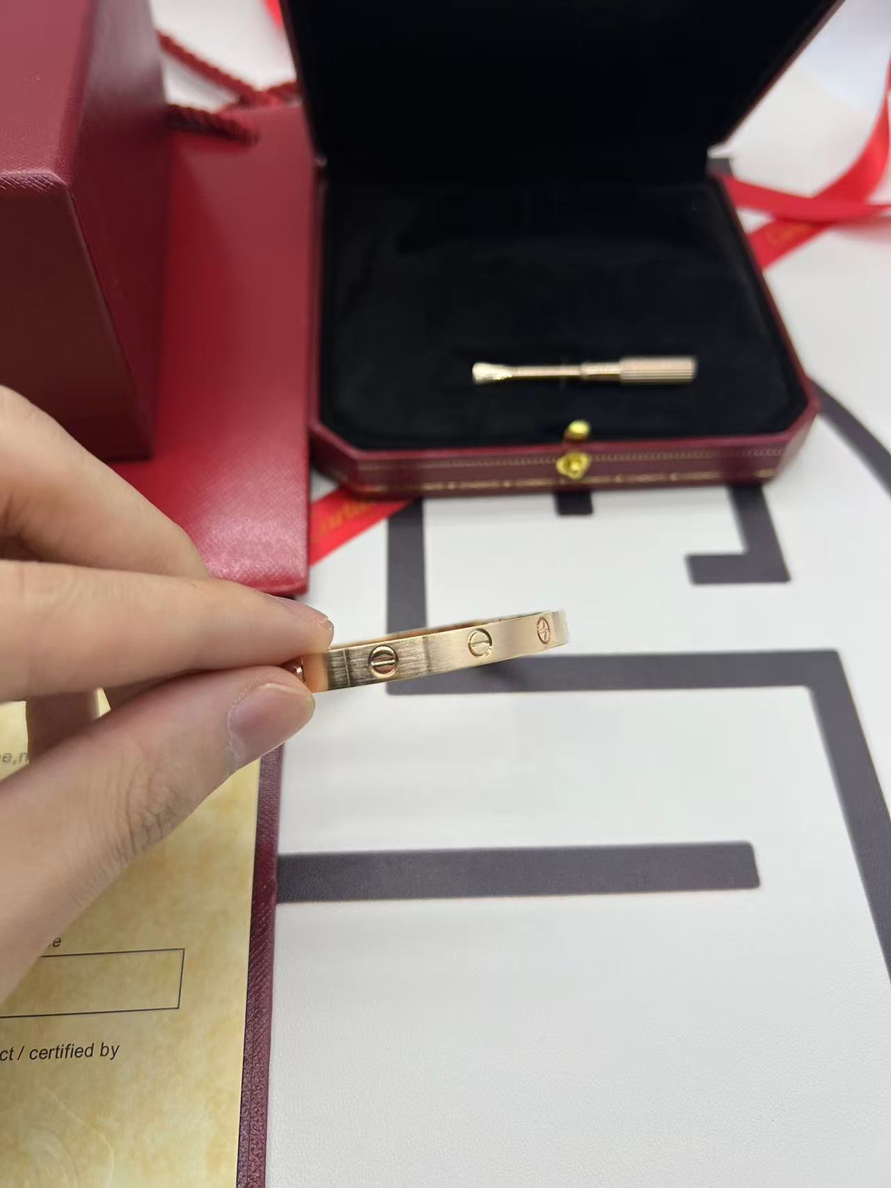 Cartier Love ブレスレット、スモールモデル