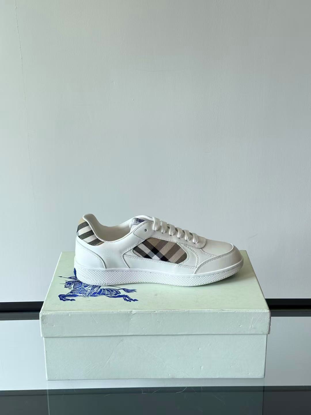 Burberry レザー＆チェック テラススニーカー​