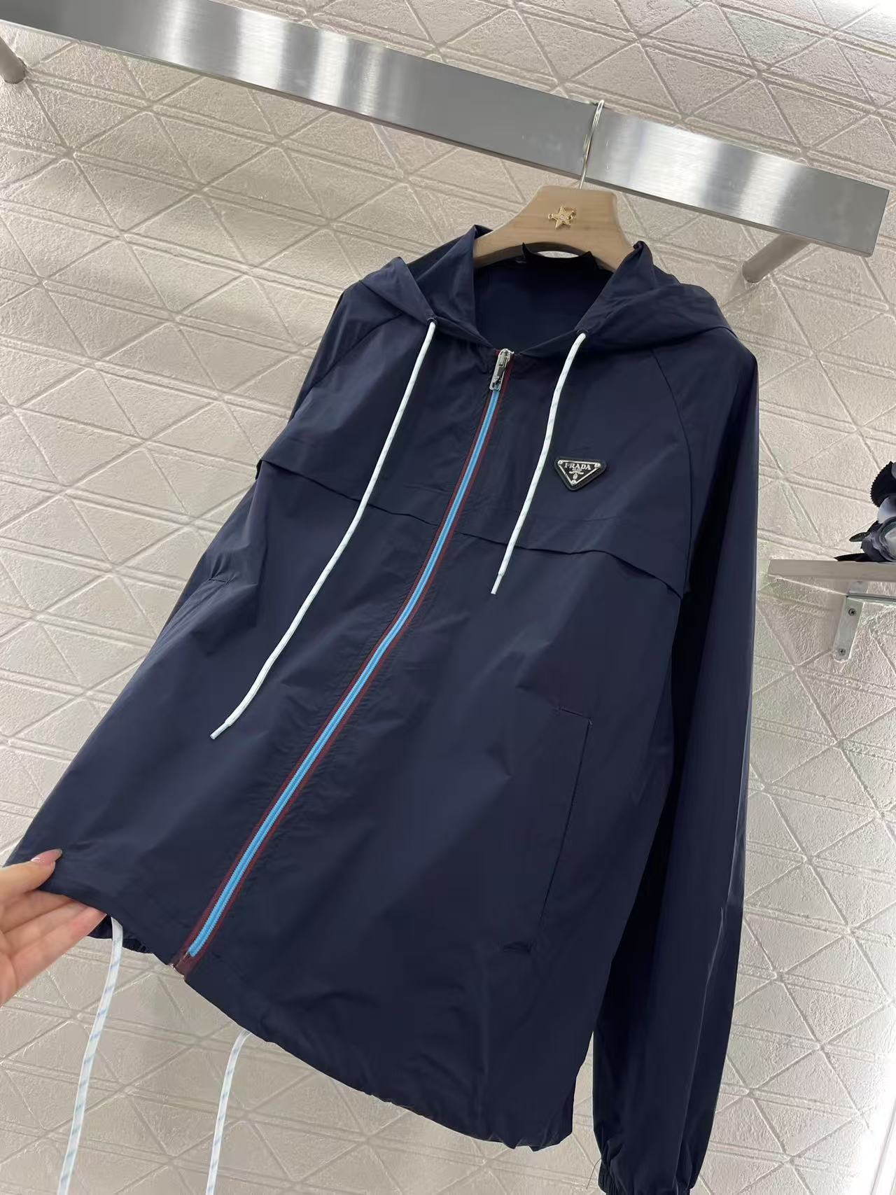 Prada リナイロンブルゾンジャケット