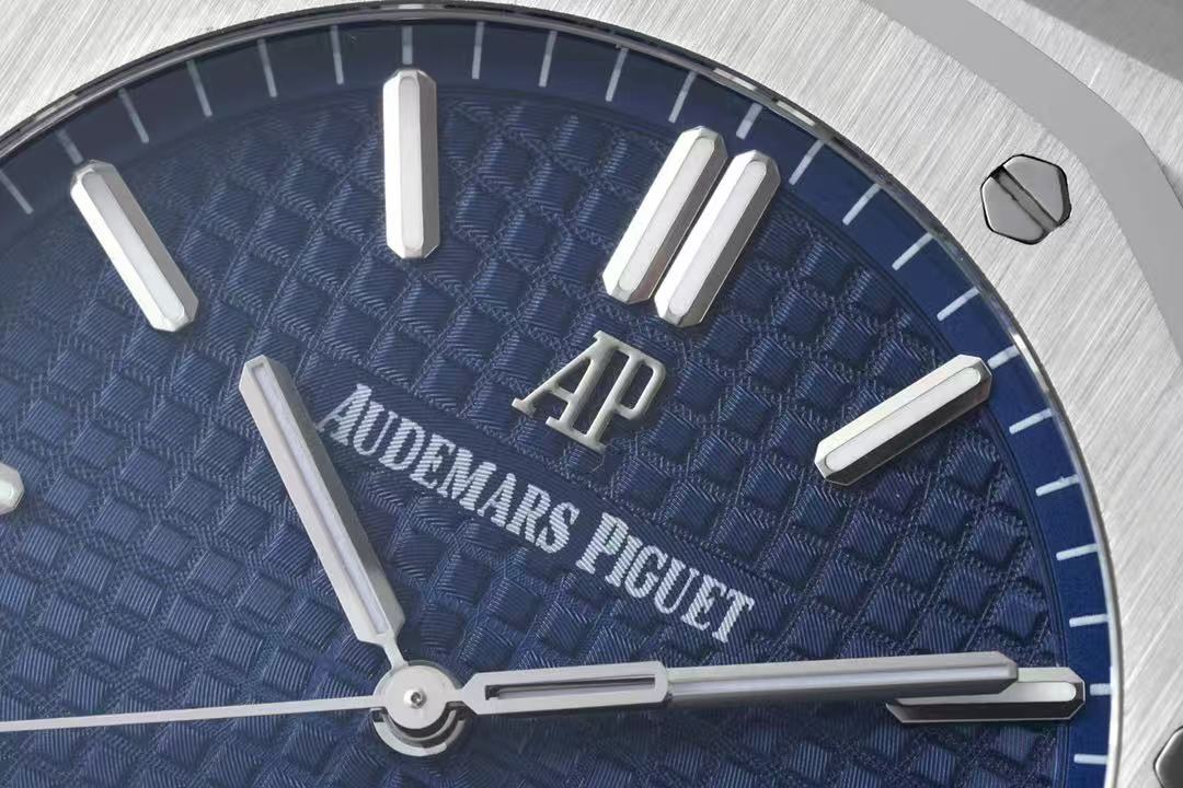 Audemars Piguet  オーデマピゲ  ロイヤル オーク オートマティック