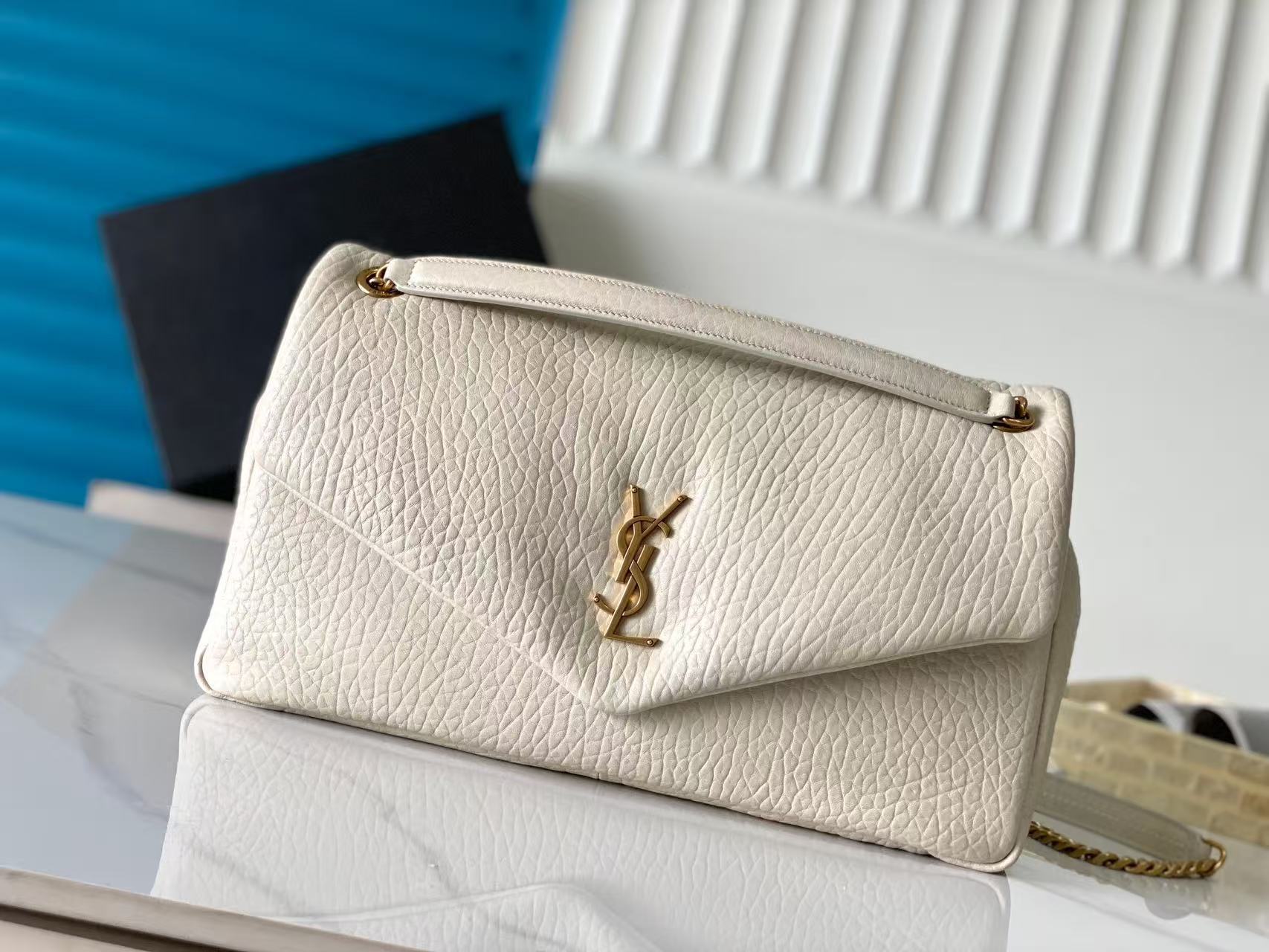 Saint Laurent サンローラン カリプソ ラージ（グレインラムスキン）