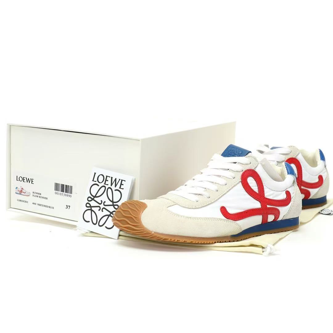 Loewe バレエランナー 2.0（ナイロン&カーフ）